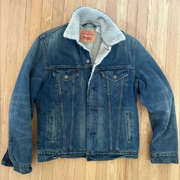 Unisex Sherpa Trucker - Picture 1 of 4